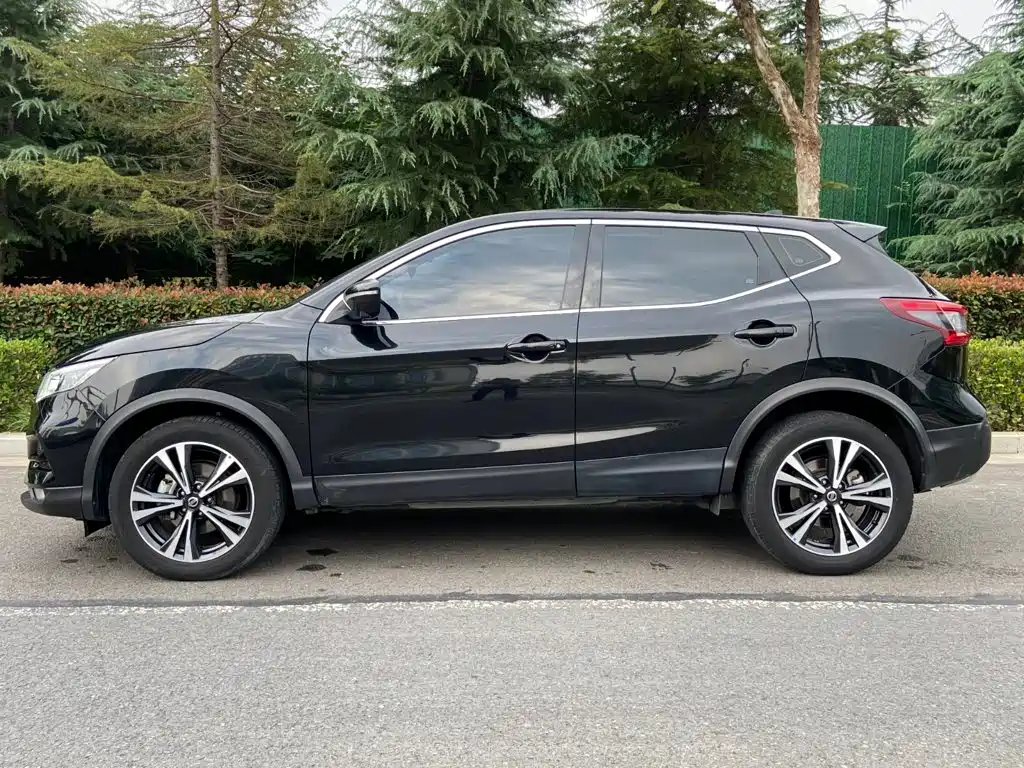 Nissan Qashqai — миниатюра 19