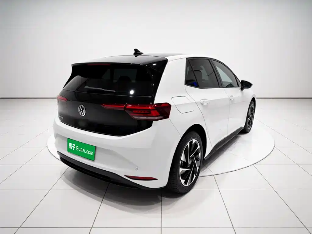 Volkswagen ID.3 — миниатюра 6