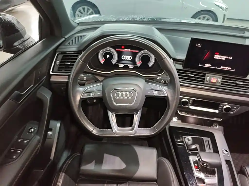 Audi Q5L — миниатюра 11