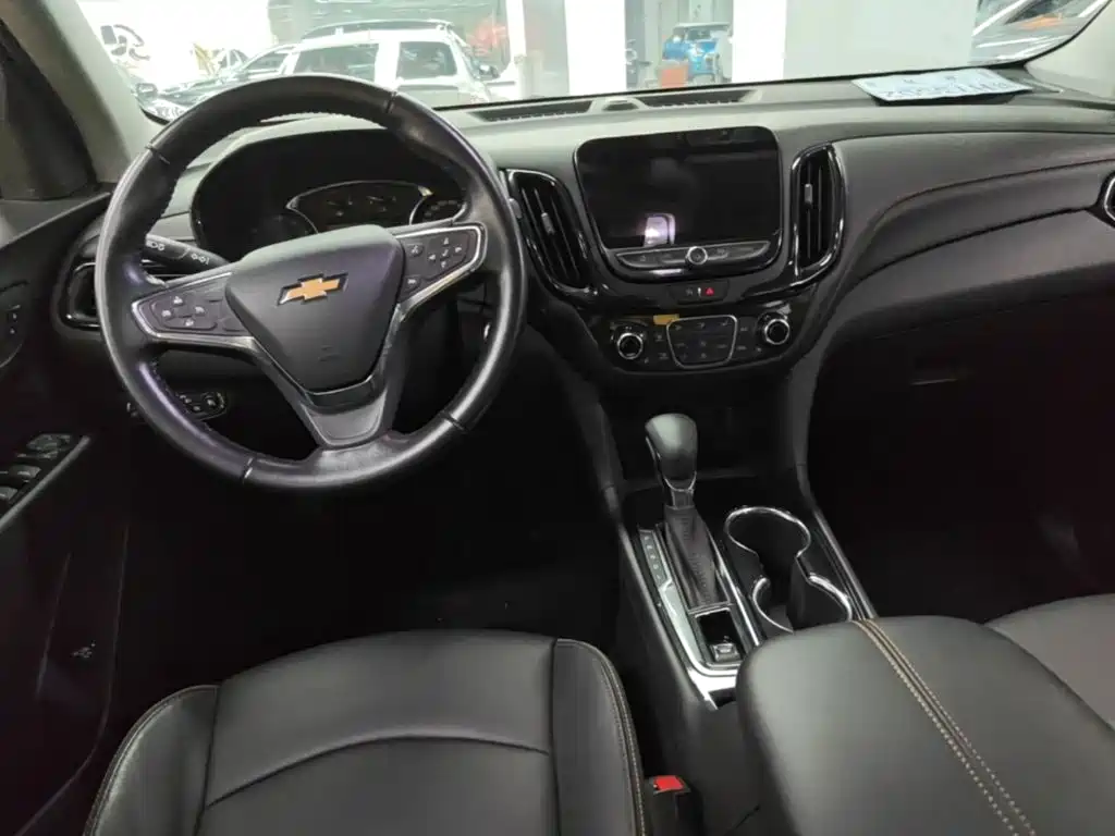 Chevrolet Equinox 2021 — фото 10