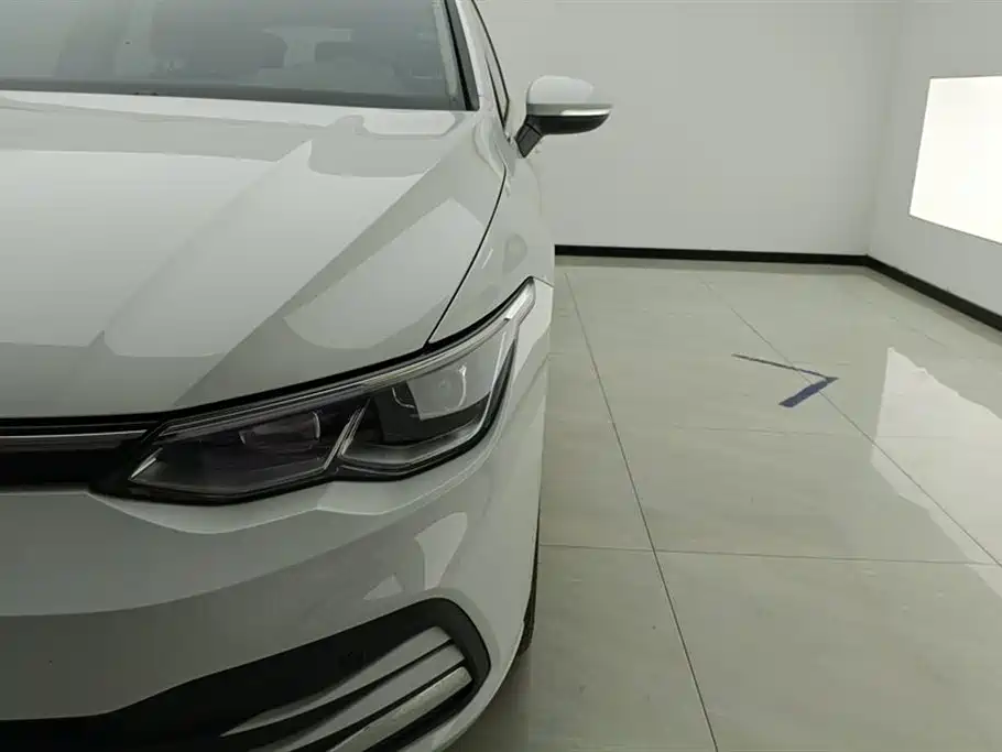 Volkswagen Golf 2023 280TSI DSG Pro