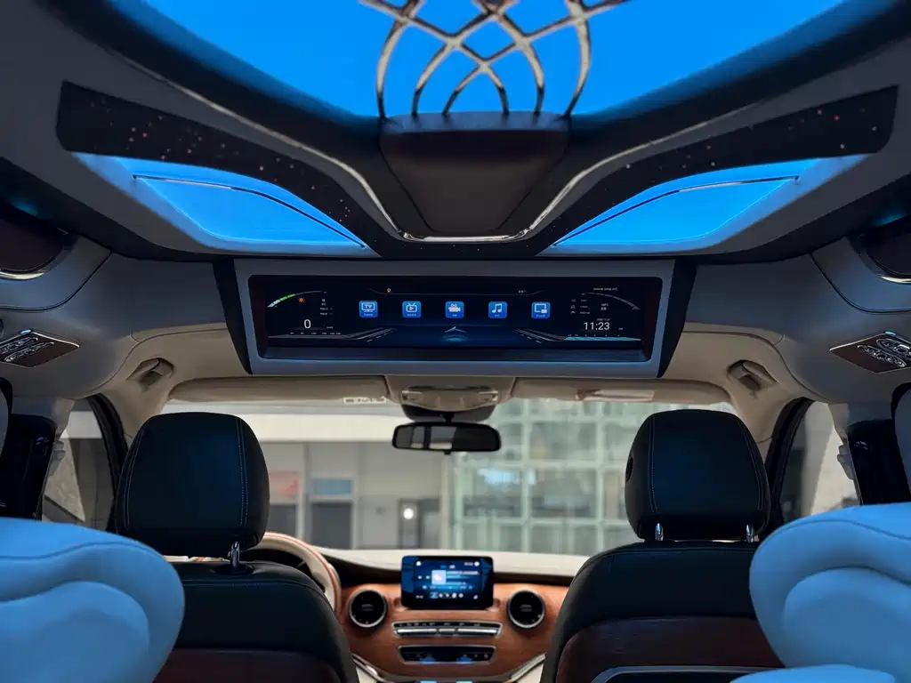 MERCEDES-BENZ V CLASS