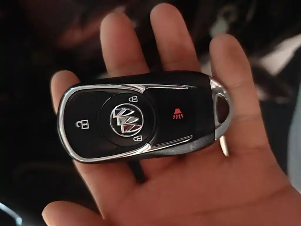 Buick Envision Plus — миниатюра 12