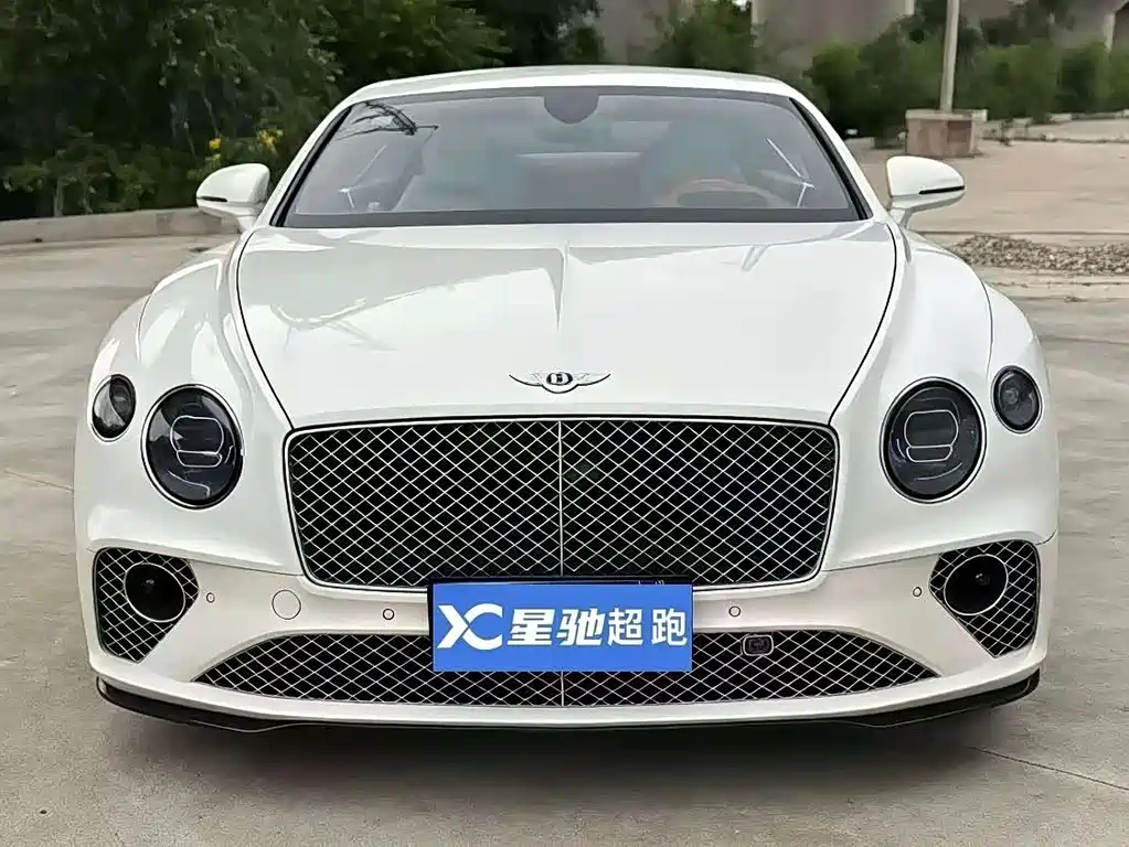 Bentley Continental 2021
