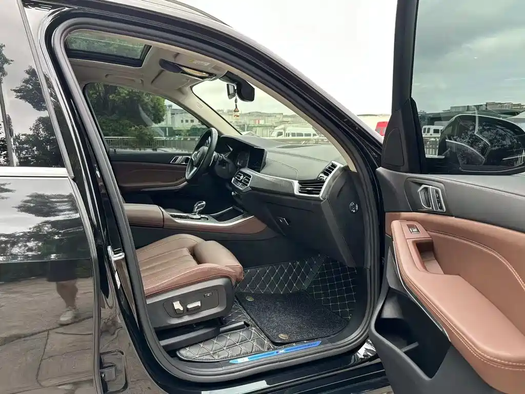 BMW X5 (Import) — миниатюра 5