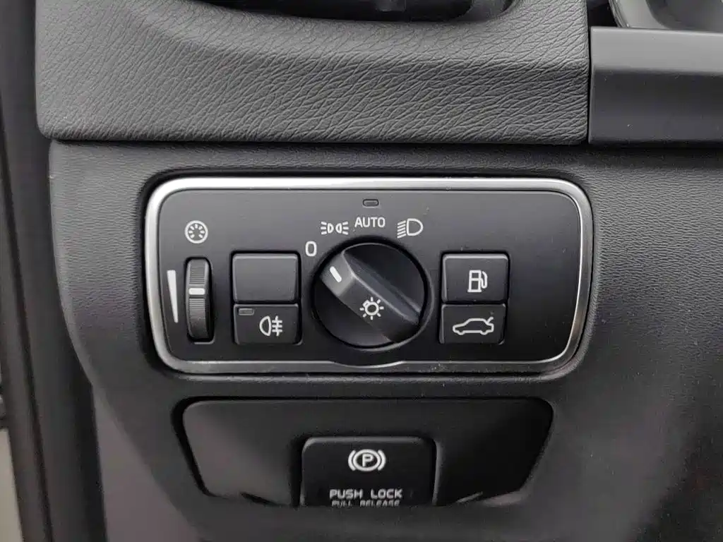 Volvo S60 — миниатюра 21