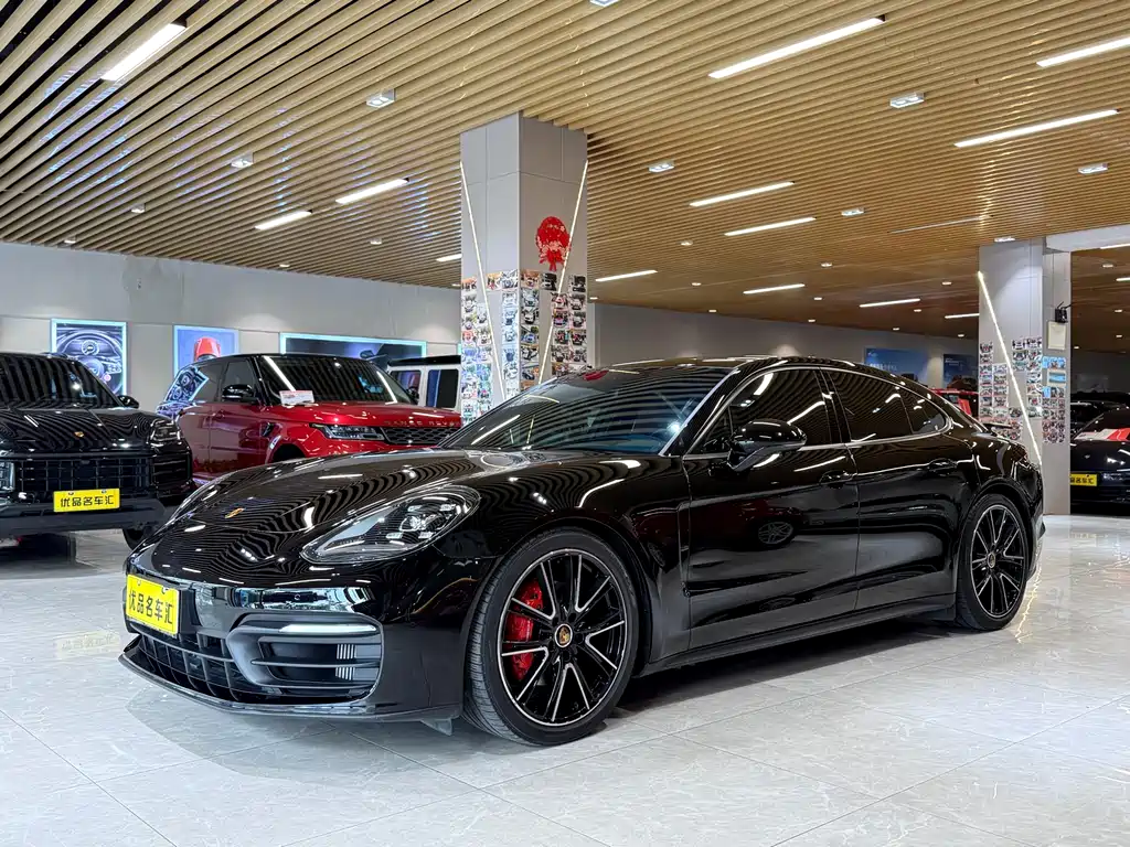 Porsche Panamera 2022