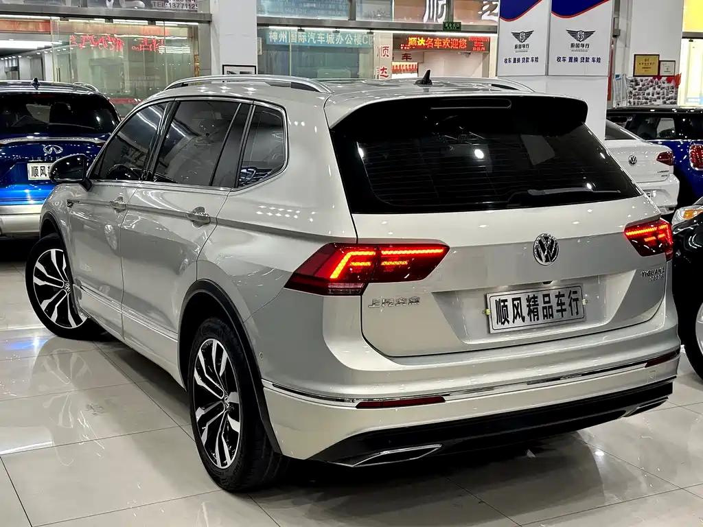 Volkswagen Tiguan L L 2019 380TSI AT R-Line Flagship V