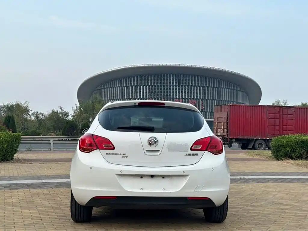 Buick Excelle — миниатюра 5
