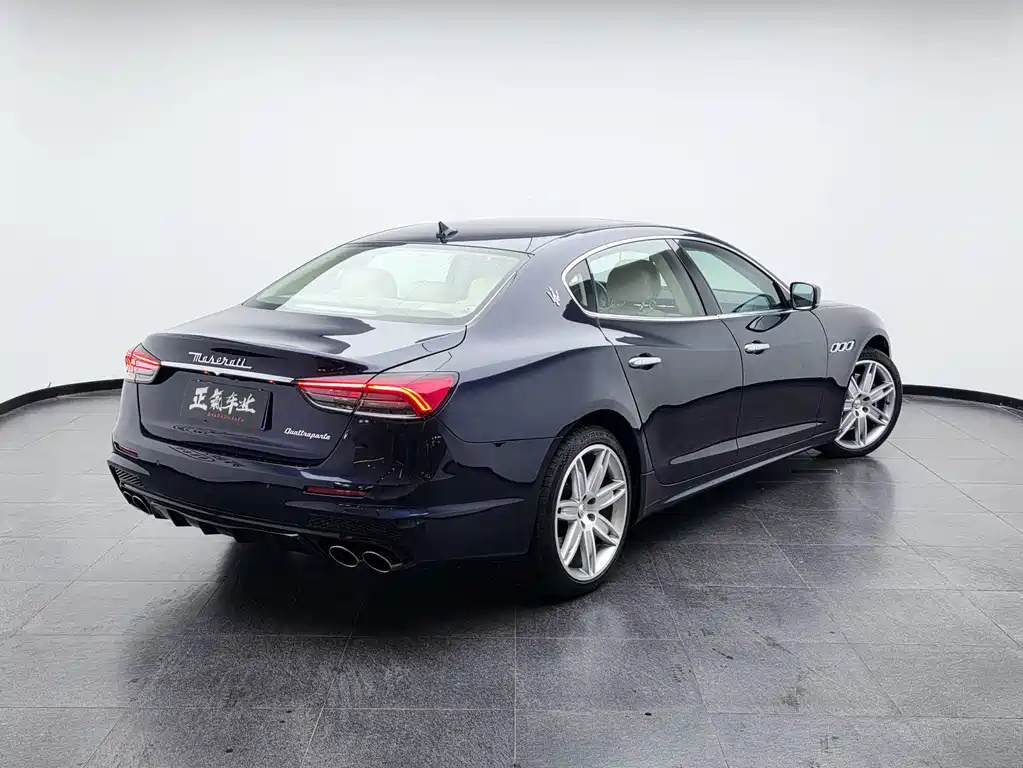 Maserati Quattroporte — миниатюра 11