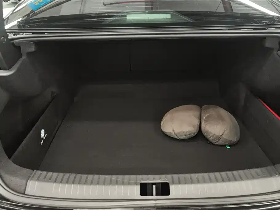 Volkswagen Passat 2022 330TSI Elite