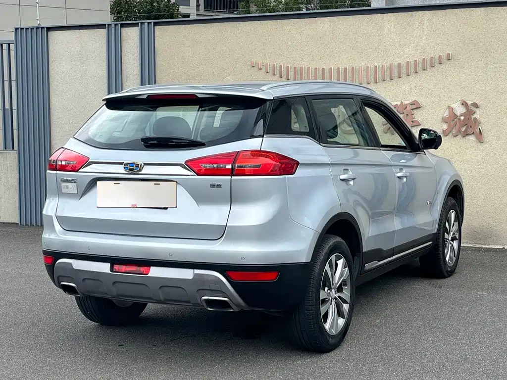 Geely Boyue — миниатюра 5