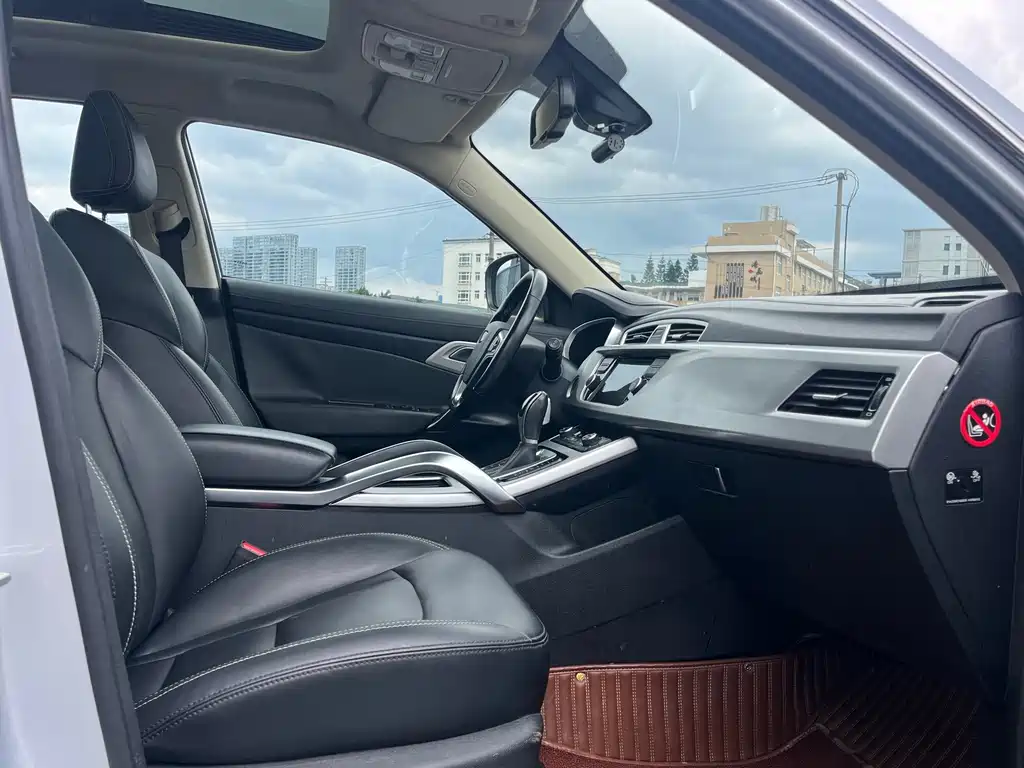 Geely Boyue — миниатюра 10