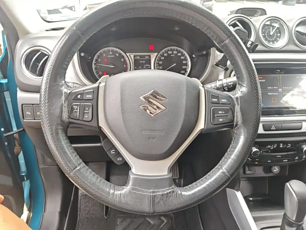 Suzuki Vitara — миниатюра 11