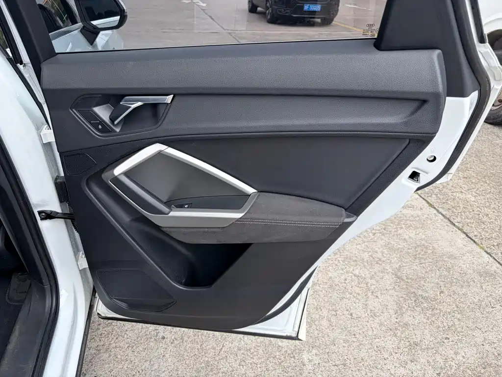 Audi Q3 — миниатюра 18