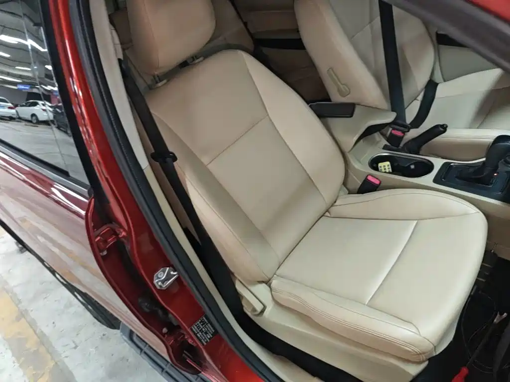 Ford Everest — миниатюра 25