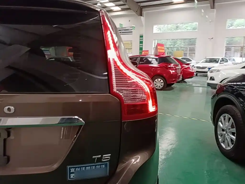 Volvo XC60 2015 T5