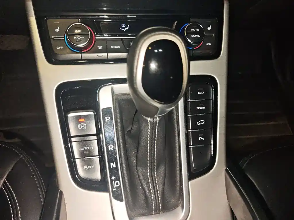 Geely Boyue — миниатюра 10