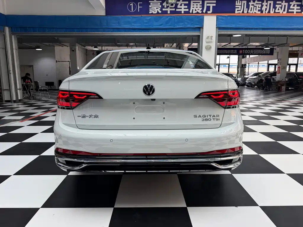 Volkswagen Sagitar — миниатюра 19