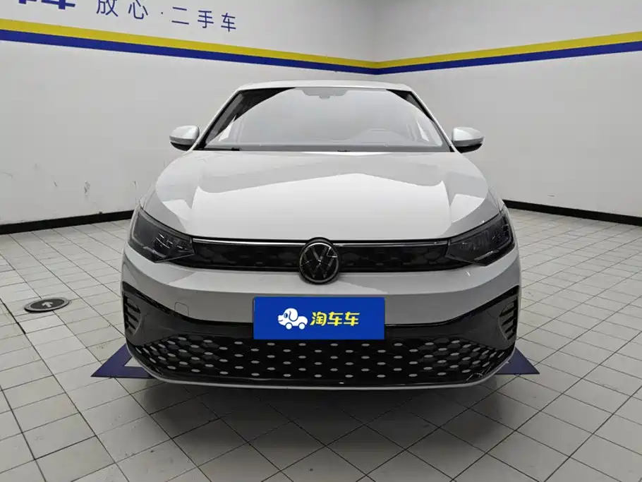 Volkswagen Lavida — миниатюра 2