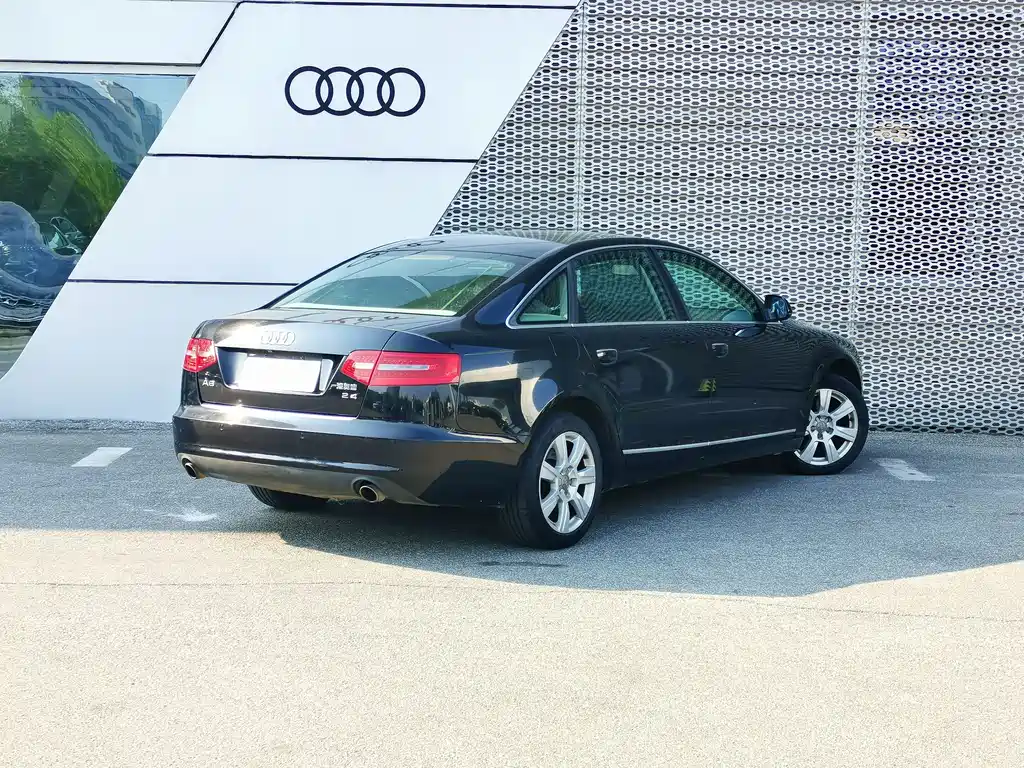 Audi A6L — миниатюра 5