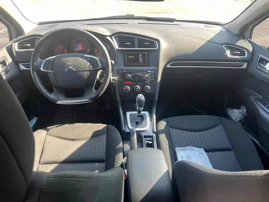Citroen C4L — миниатюра 15