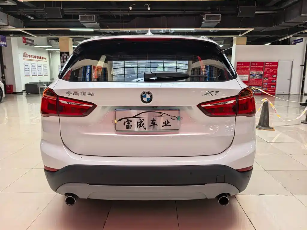 BMW X1 — миниатюра 4