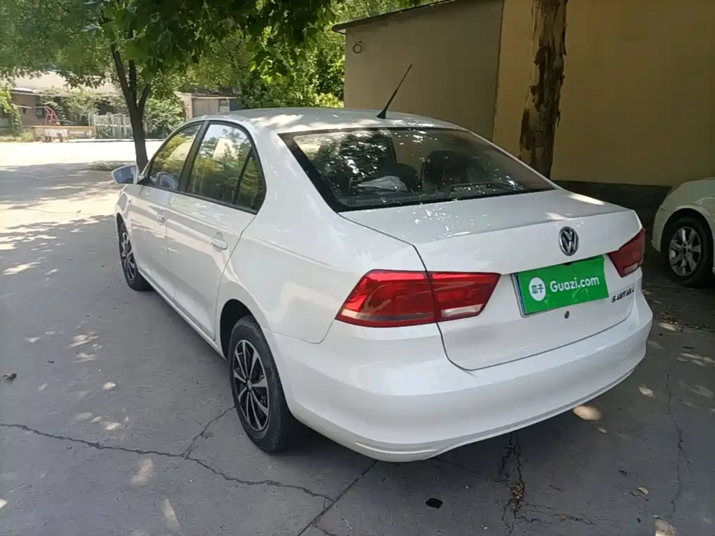 Volkswagen Santana — миниатюра 5