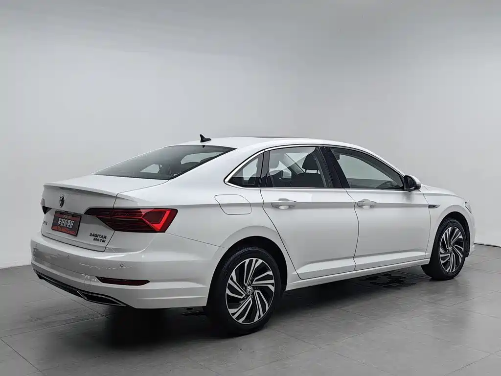 Volkswagen Sagitar — миниатюра 2