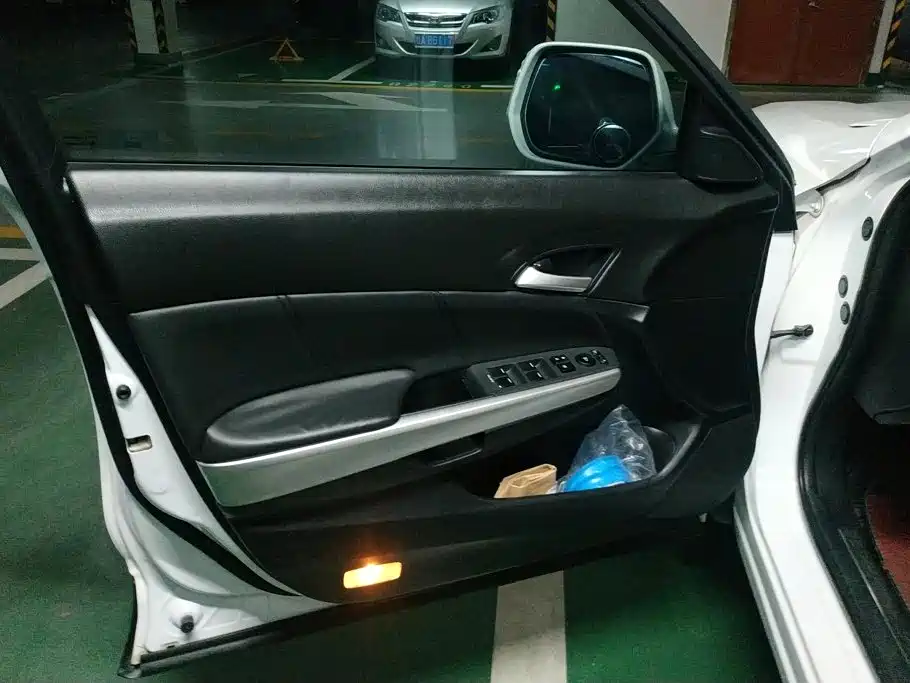 Honda Crosstour — миниатюра 7