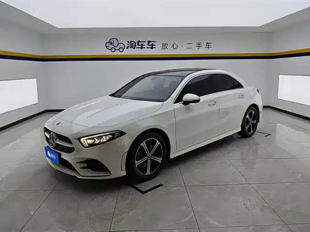 MERCEDES-BENZ A CLASS