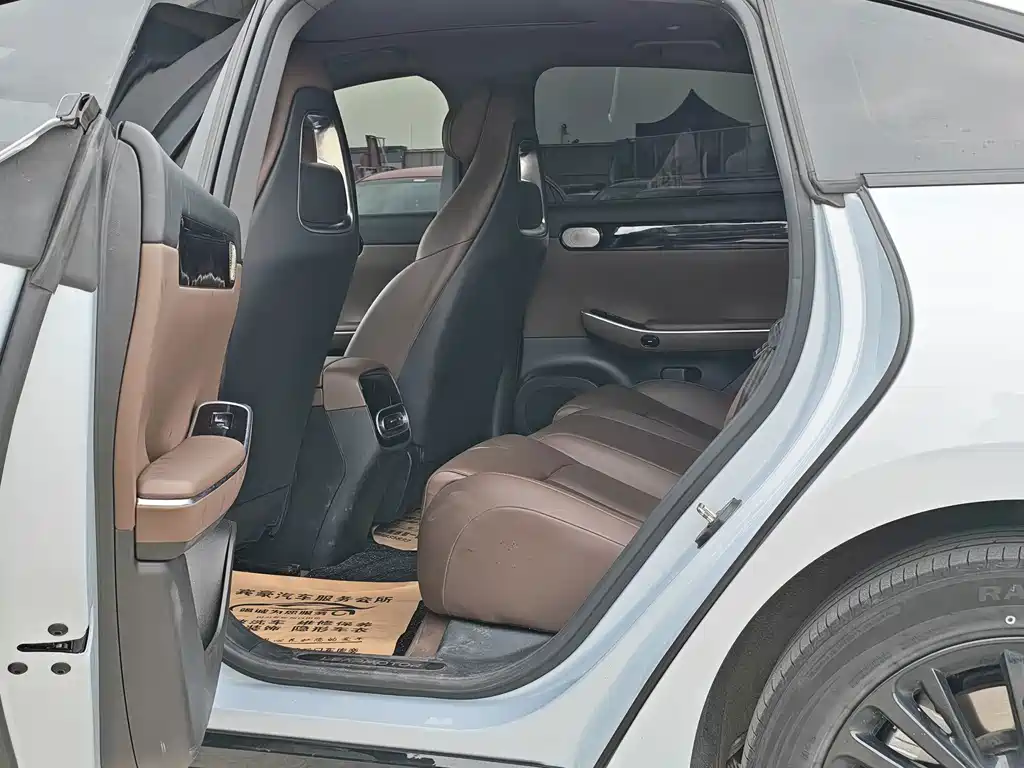 Leapmotor Leapmotor C01 — миниатюра 13