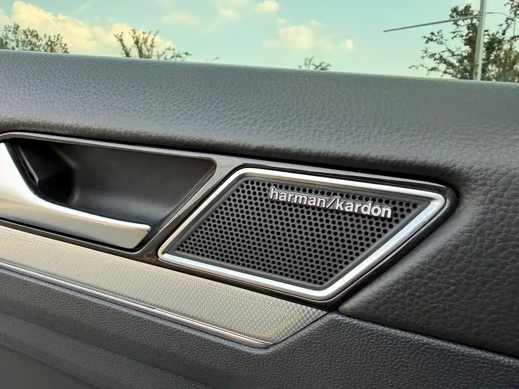 Volkswagen Magotan PHEV — миниатюра 18