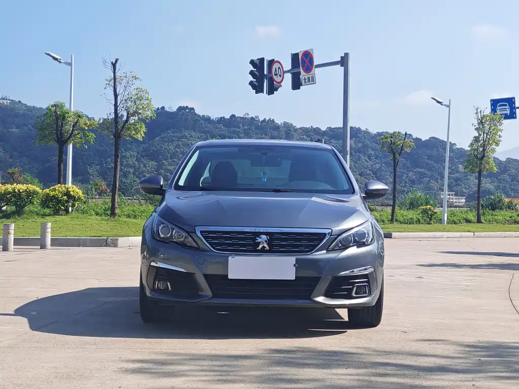 Peugeot 308 — миниатюра 2