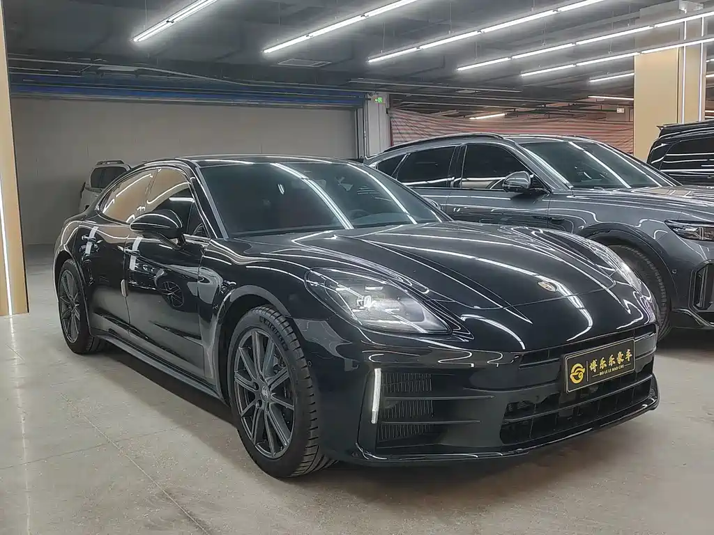 Porsche Panamera — миниатюра 3