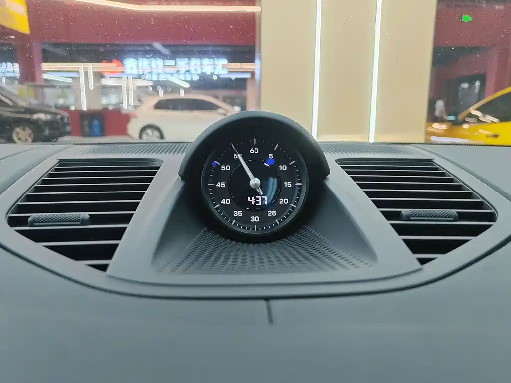 Porsche Panamera — миниатюра 10