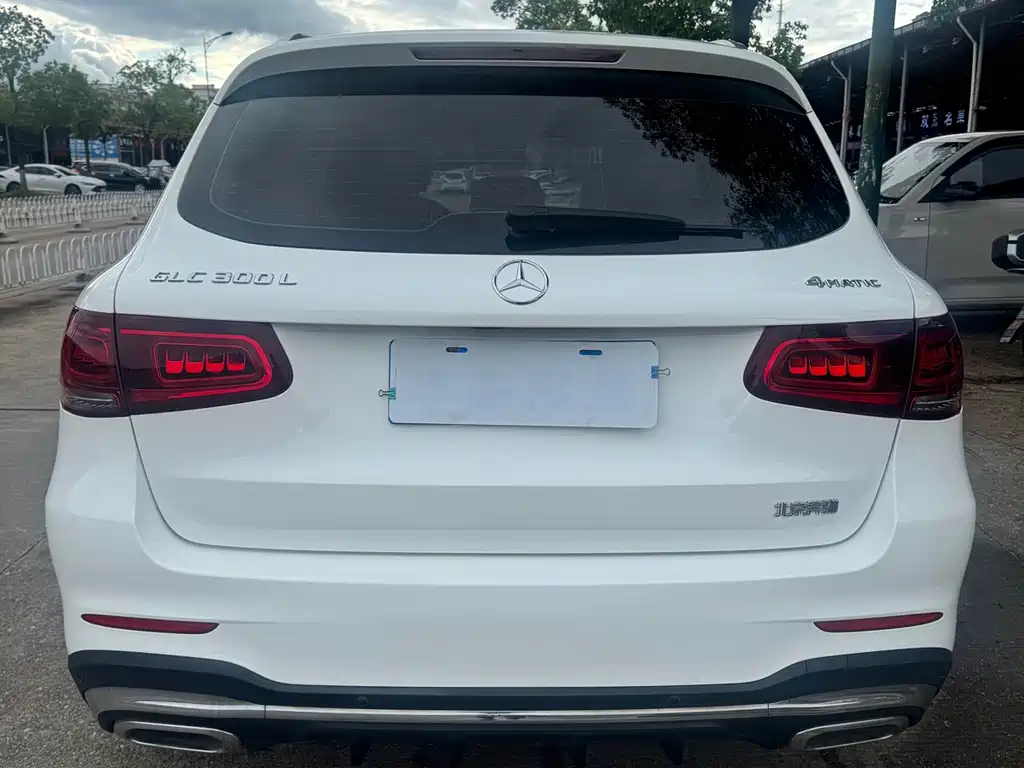 Mercedes-Benz GLC — миниатюра 8