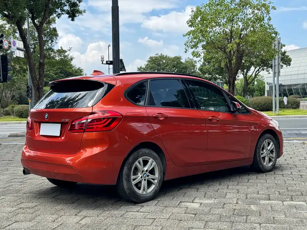 BMW 2 Series Active Tourer — миниатюра 4