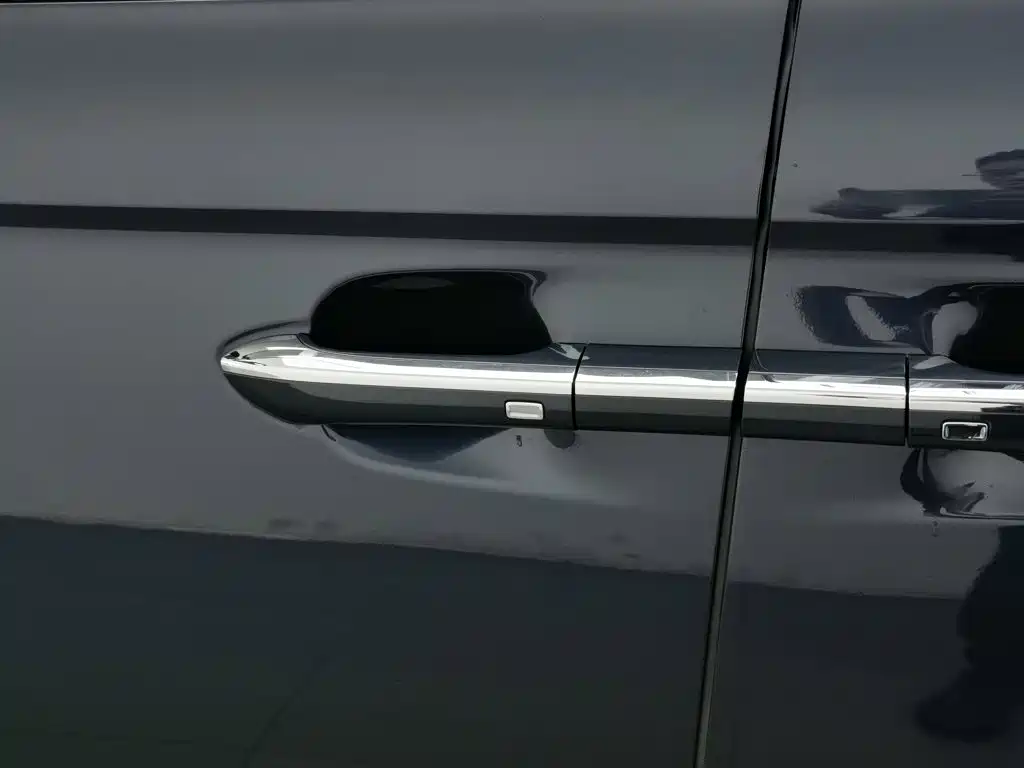 Roewe iMAX8 — миниатюра 18