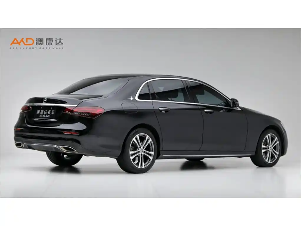 Mercedes-Benz E-Class — миниатюра 3