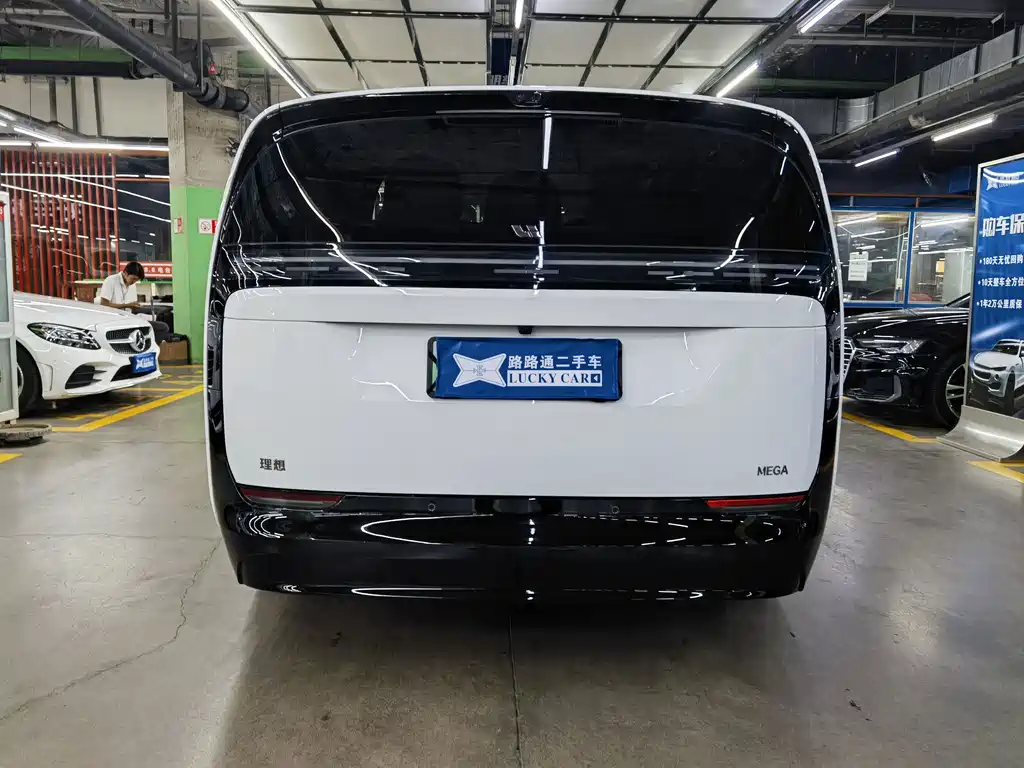 Li Auto Li MEGA — миниатюра 5
