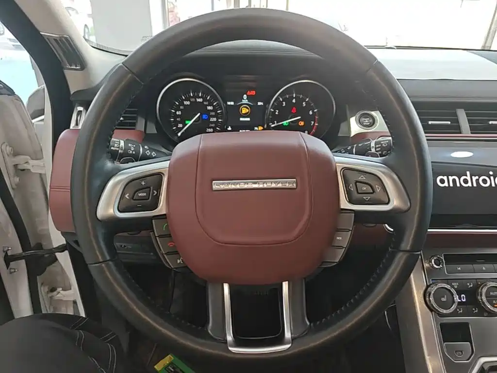 Land Rover Evoque — миниатюра 11