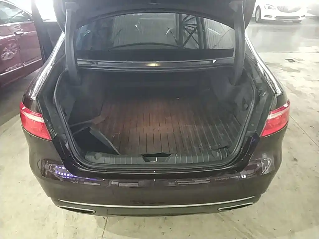 Jaguar XFL — миниатюра 19