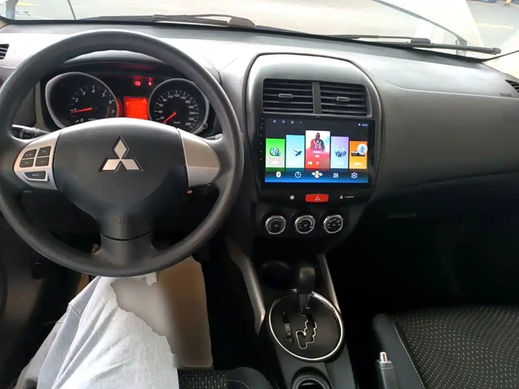 Mitsubishi ASX — миниатюра 10