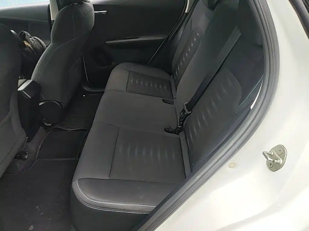 BYD e2 — миниатюра 17