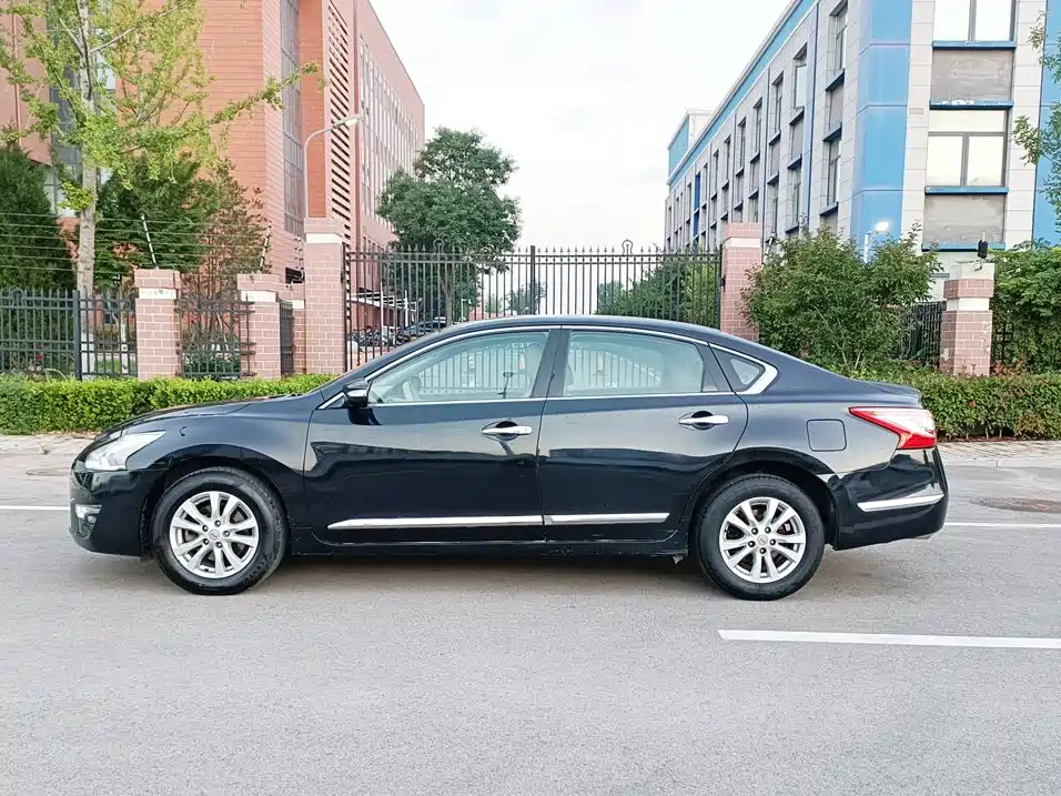 Nissan Teana — миниатюра 3