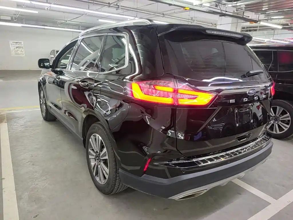 Ford Edge — миниатюра 5