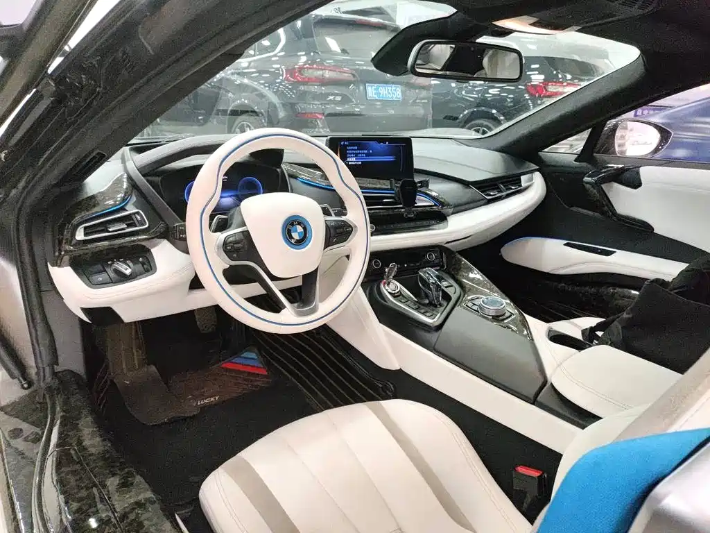 BMW i8 — миниатюра 3