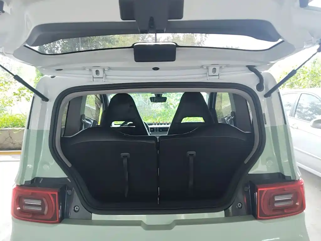 Wuling MINIEV — миниатюра 19