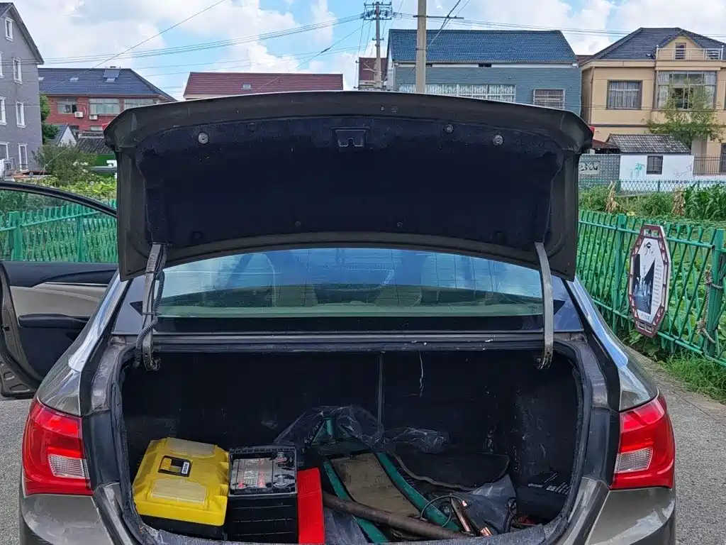 Buick Excelle — миниатюра 15